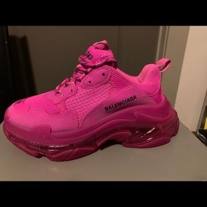 Triple s pink balenciaga sneakers